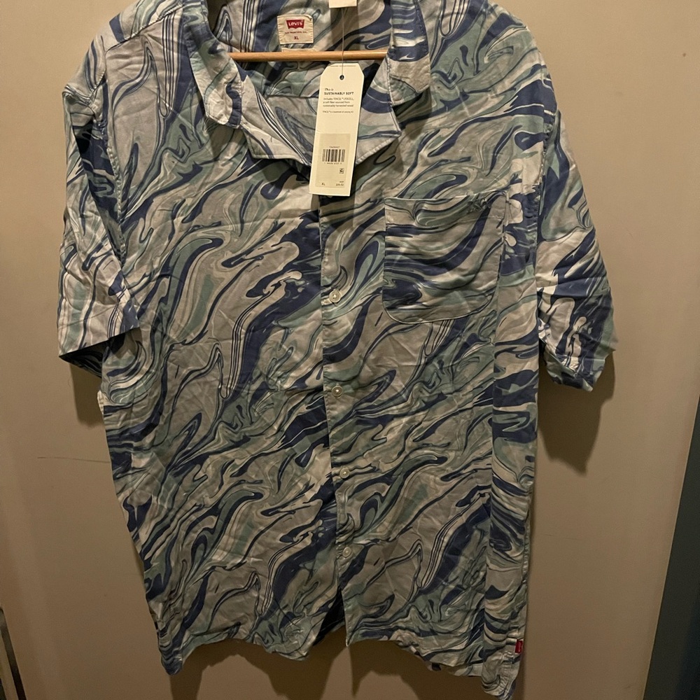 Bundle 3 shirts Levi's Blue Patterned Men's Shirts and brown bandana print